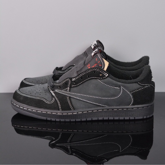 Travis Scott x Air Jordan 1 Low OG SP “Phantom” - Picture 1 of 10